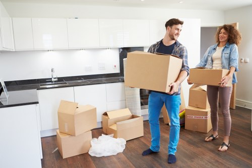 Moving van service for homes and flats in Harold Wood